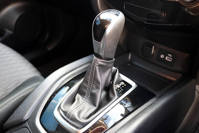 2021 Nissan X-TRAIL ST