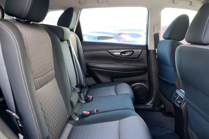 2021 Nissan X-TRAIL ST
