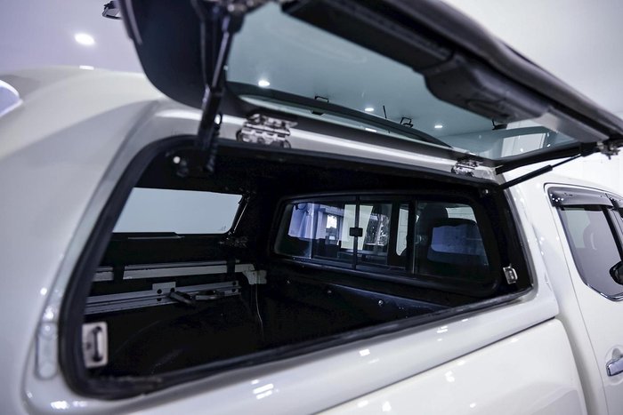 2021 Nissan Navara ST-X D23 MY21 4x2 WHITE