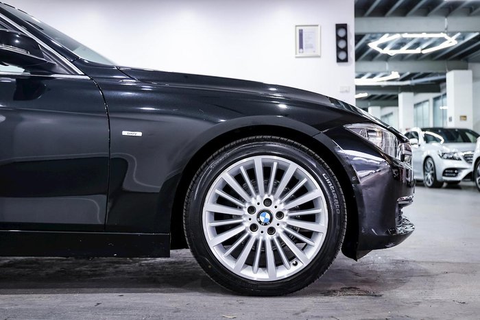 2015 BMW 3 Series 320i Luxury Line F30 Black