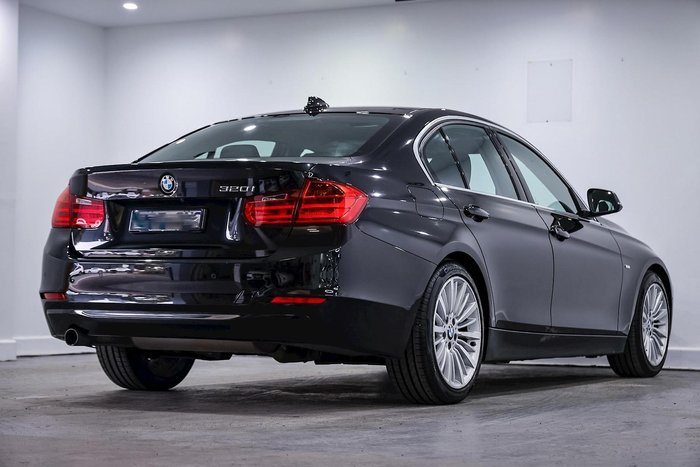 2015 BMW 3 Series 320i Luxury Line F30 Black