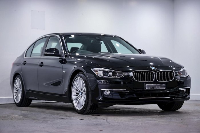 2015 BMW 3 Series 320i Luxury Line F30 Black