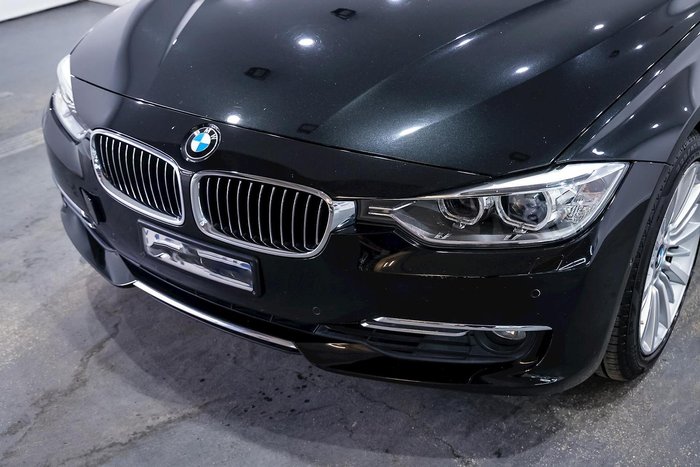 2015 BMW 3 Series 320i Luxury Line F30 Black