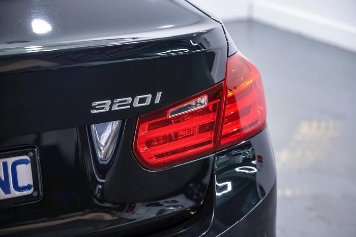 2015 BMW 3 Series 320i Luxury Line F30 Black