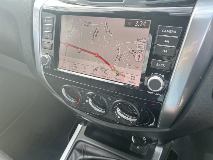 2021 Nissan Navara ST