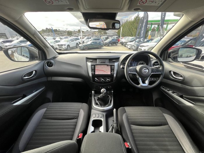 2021 Nissan Navara ST
