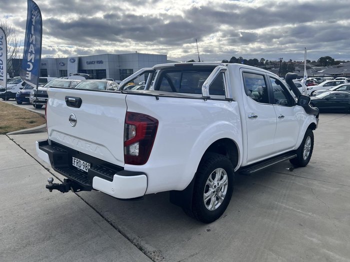 2021 Nissan Navara ST