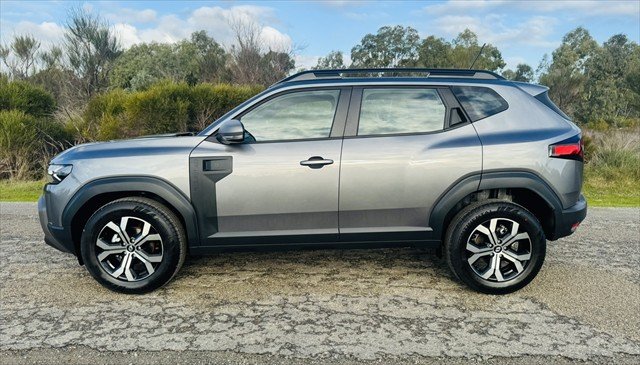 2025 Renault Duster Evolution