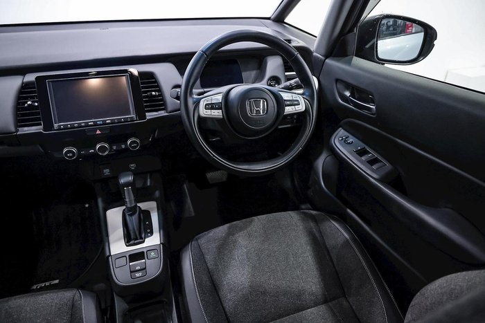 2022 Honda Fit e:HEV GR3 SILVER