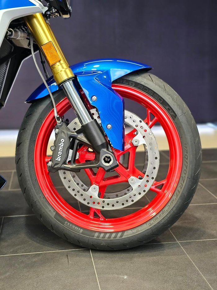 2024 BMW F 900 R Sport F 900 Blue