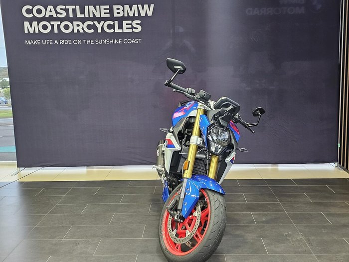 2024 BMW F 900 R Sport F 900 Blue
