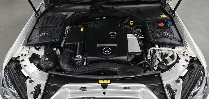 2015 Mercedes-Benz C-Class C250 W205 Diamond White BRIGHT