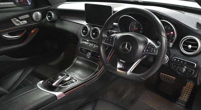2015 Mercedes-Benz C-Class C250 W205 Diamond White BRIGHT