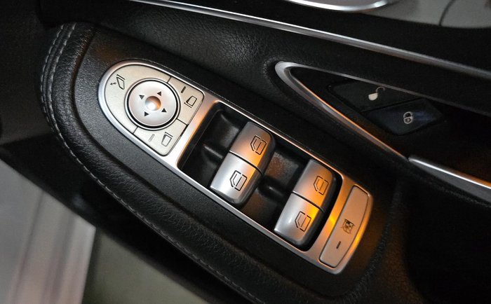 2015 Mercedes-Benz C-Class C250 W205 Diamond White BRIGHT