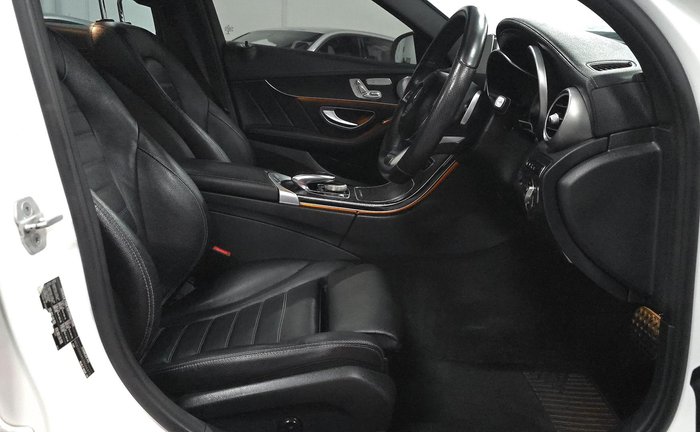 2015 Mercedes-Benz C-Class C250 W205 Diamond White BRIGHT