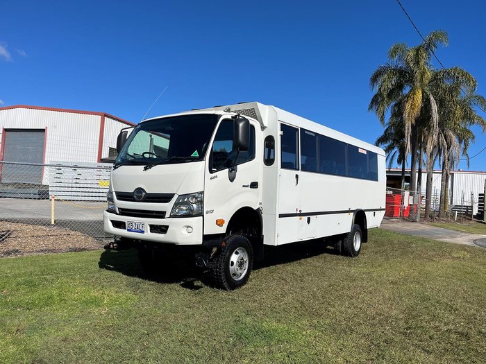 2021 Hino 817 Able White