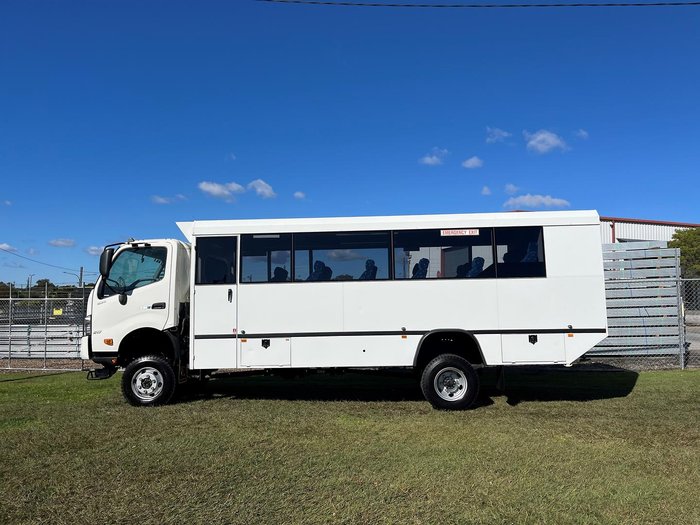 2021 Hino 817 Able White