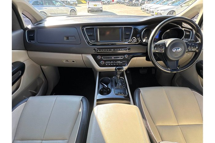 2015 Kia Carnival SLi