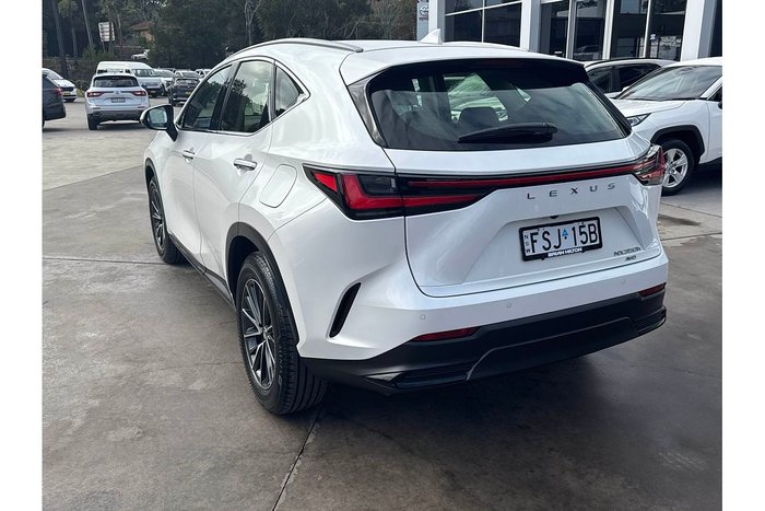 2024 Lexus NX NX350h Luxury