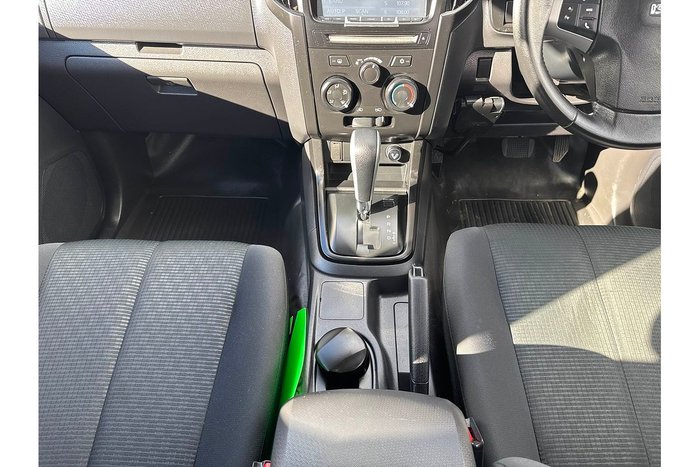2017 Isuzu D-MAX SX