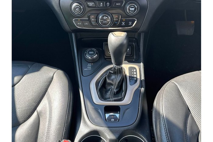 2016 Jeep Cherokee Longitude