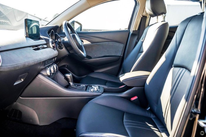 2025 Mazda CX-3 G20 Akari