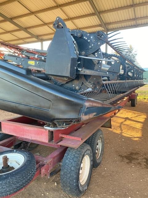 2009 MacDon 2152