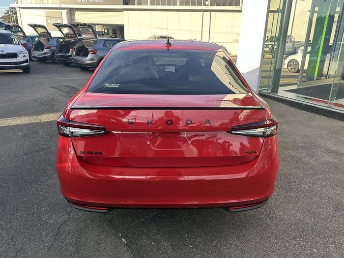 2025 SKODA Superb 195TSI Sportline