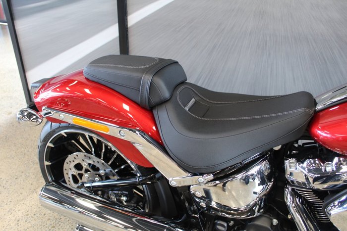 2025 Harley-davidson FXBR BREAKOUT (117) BRILLIANT RED