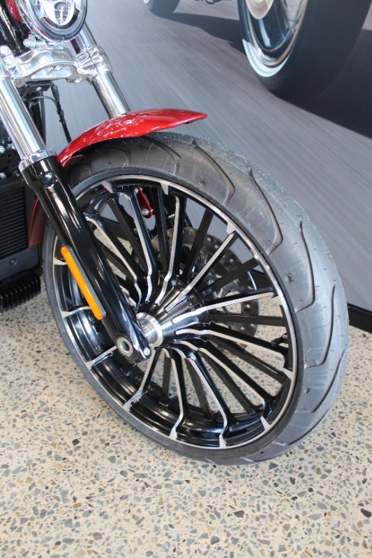 2025 Harley-davidson FXBR BREAKOUT (117) BRILLIANT RED