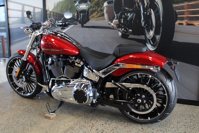 2025 Harley-davidson FXBR BREAKOUT (117) BRILLIANT RED