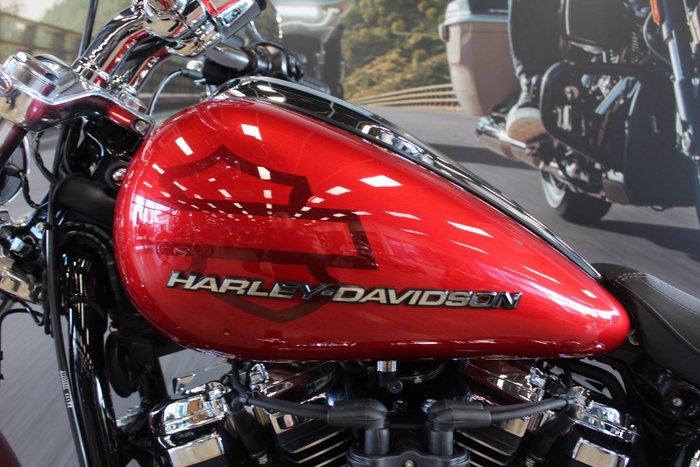 2025 Harley-davidson FXBR BREAKOUT (117) BRILLIANT RED