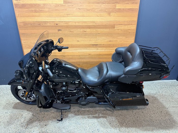 2021 Harley-davidson FLHTK ULTRA LIMITED Black