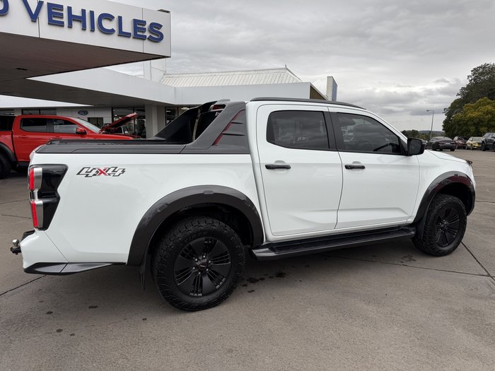 2022 Isuzu D-MAX X-TERRAIN