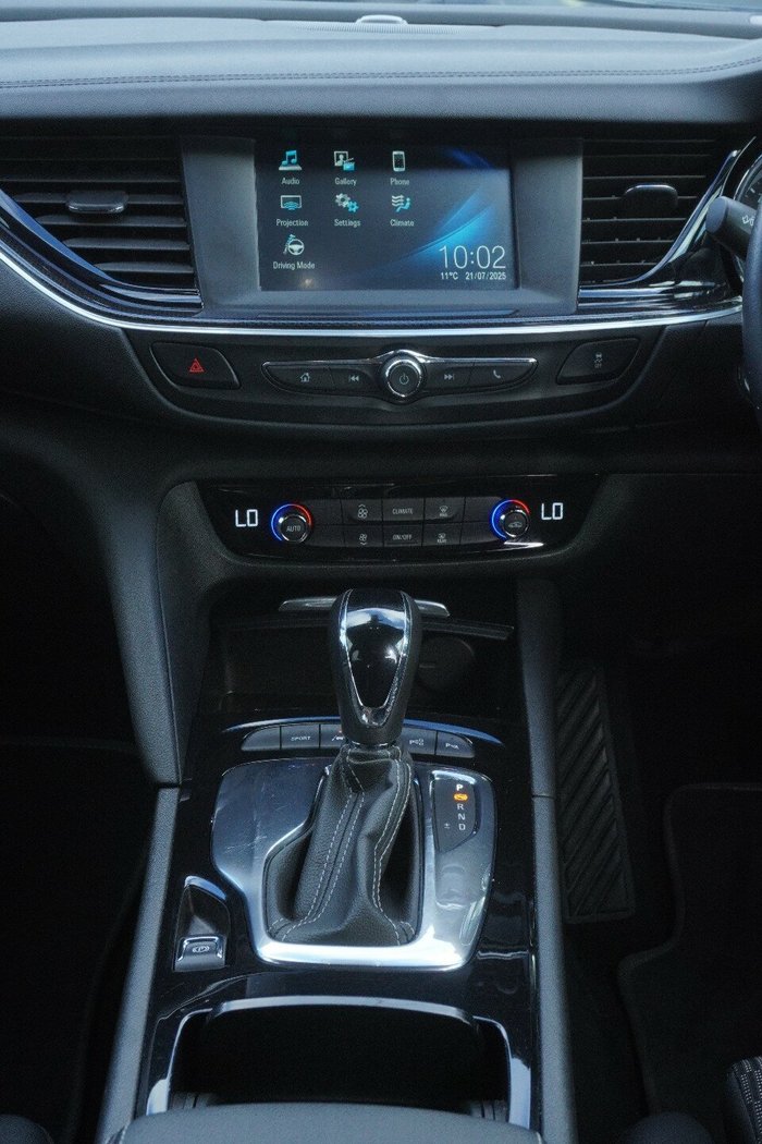 2019 Holden Commodore RS