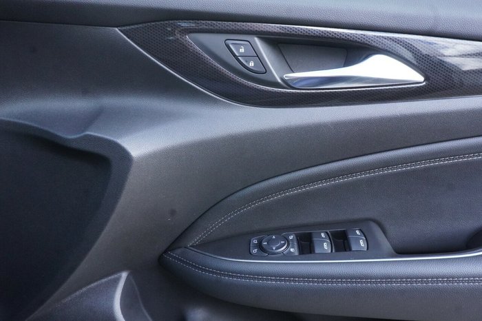 2019 Holden Commodore RS