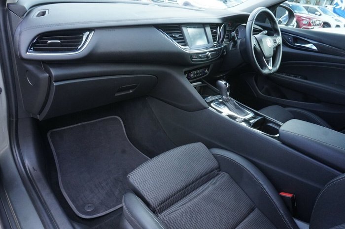 2019 Holden Commodore RS