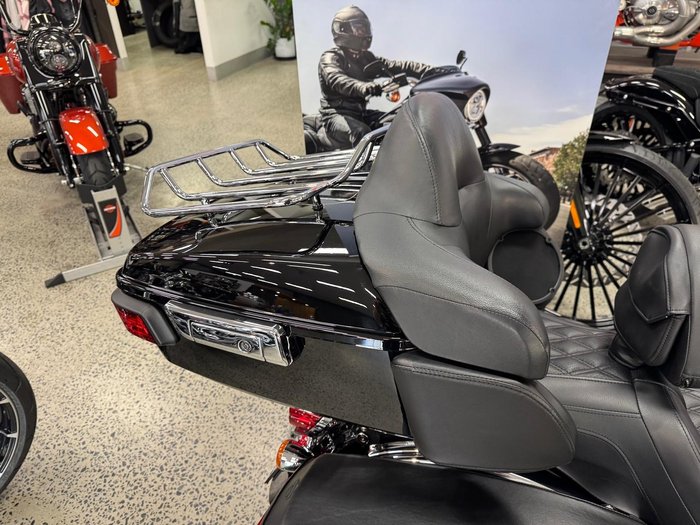 2018 Harley-Davidson Ultra Limited 107 (FLHTK) Touring Black