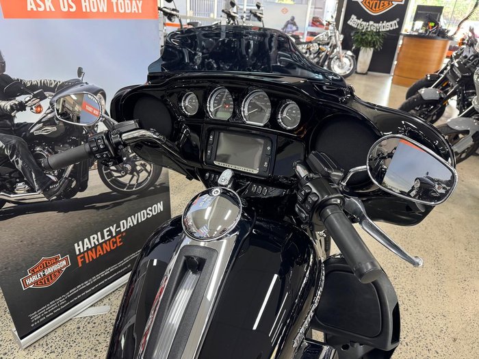 2018 Harley-Davidson Ultra Limited 107 (FLHTK) Touring Black