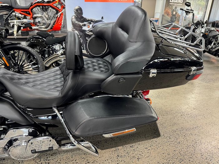 2018 Harley-Davidson Ultra Limited 107 (FLHTK) Touring Black