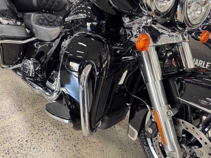 2018 Harley-Davidson Ultra Limited 107 (FLHTK) Touring Black