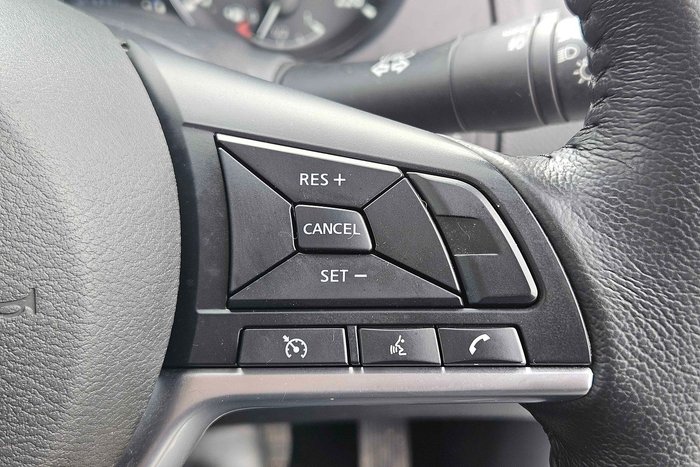 2023 Nissan Navara ST-X
