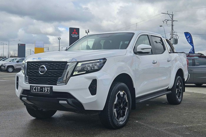 2023 Nissan Navara ST-X