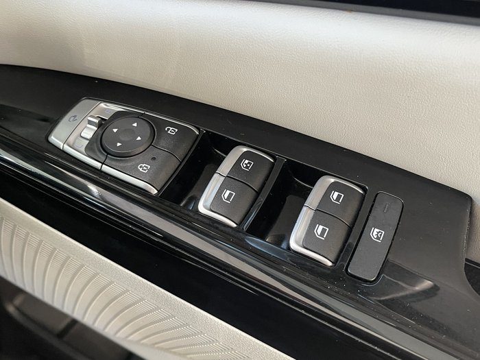2020 Kia Carnival Si