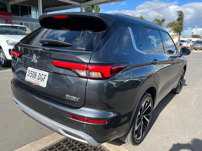 2024 Mitsubishi Outlander PHEV Exceed