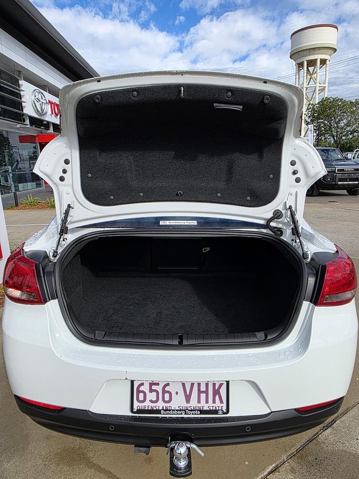 2014 Holden Commodore Evoke VF MY14 Heron White