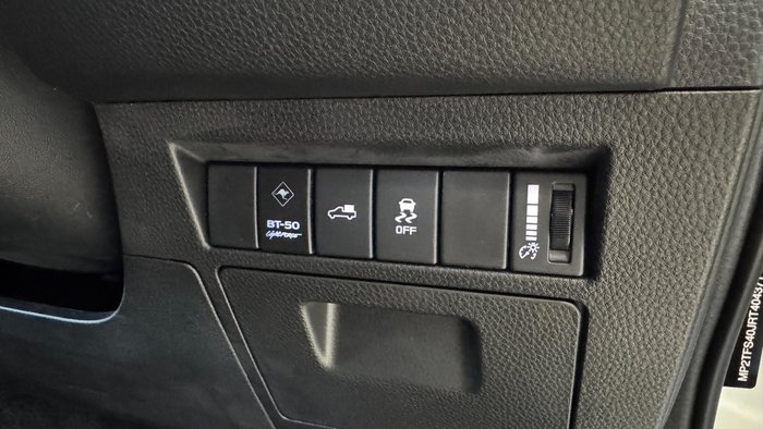 2024 Mazda BT-50 XTR