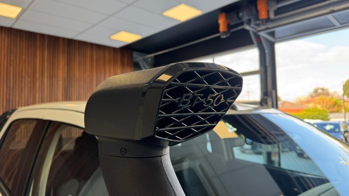 2024 Mazda BT-50 XTR