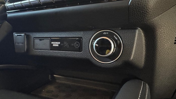 2025 Mazda BT-50 GT