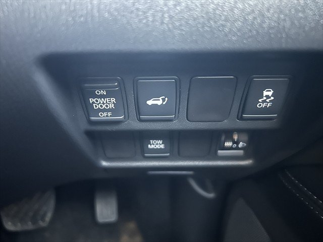 2015 NISSAN PATHFINDER Ti (4x4)